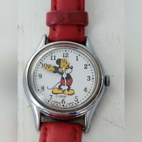 Vintage Lorus Disney Mickey Mouse Watch - Child's Size - Needs Battery - Picture 3 of 7